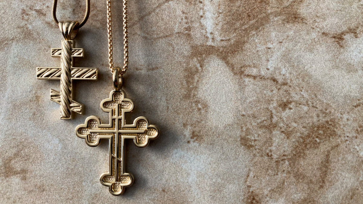 Cross & Crucifix Pendant Necklaces